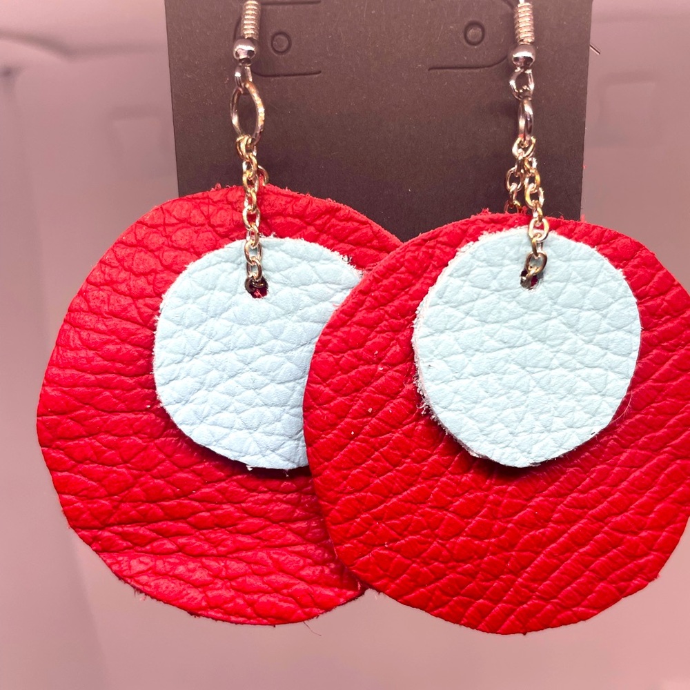 Leather earrings